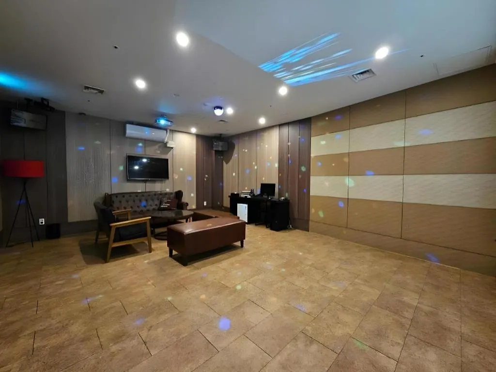 Hotel Boutique 9 Сеул