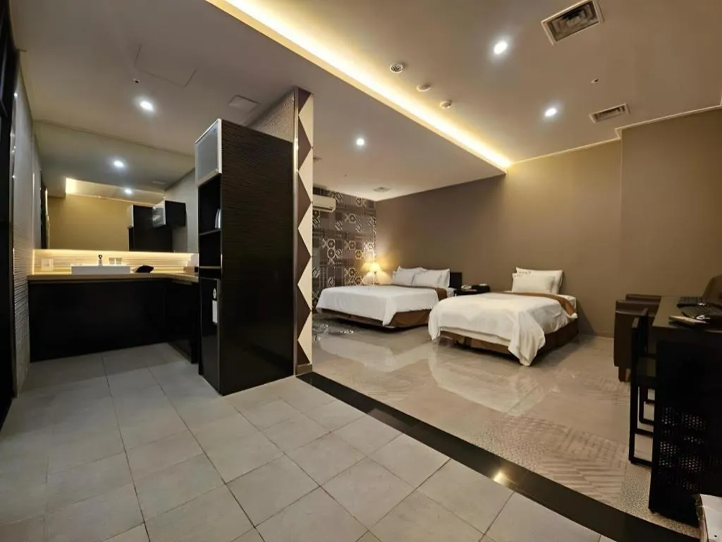 Hotel Boutique 9 Сеул 3*,